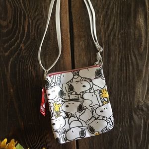 Peanuts Purse
